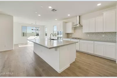 10857 N 156th Drive, Surprise, AZ 85379 - Photo 9