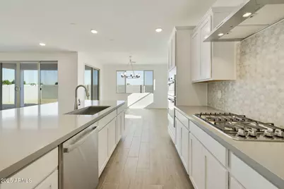 10857 N 156th Drive, Surprise, AZ 85379 - Photo 13