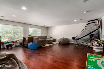 688 W Juanita Avenue, Gilbert, AZ 85233 - Photo 21