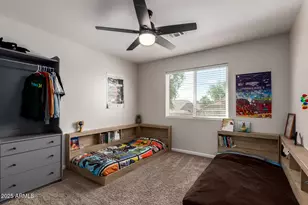 688 W Juanita Ave, Gilbert, AZ 85233 - Photo 23