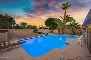 1824 W Seldon Ln, Phoenix, AZ 85021 - Photo 27
