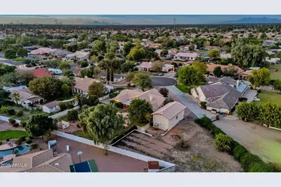 1911 E Bruce Avenue, Gilbert, AZ 85234 - Photo 53