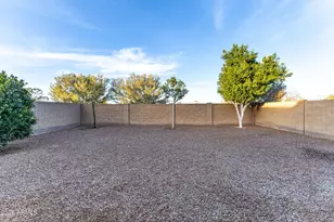 836 E Constance Wy, Phoenix, AZ 85042 - Photo 35