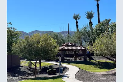 836 E Constance Way, Phoenix, AZ 85042 - Photo 23