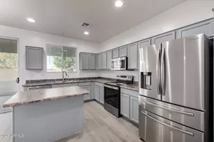 836 E Constance Wy, Phoenix, AZ 85042 - Photo 13