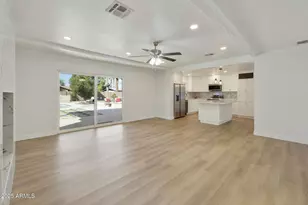 4712 S Clark Dr, Tempe, AZ 85282 - Photo 9