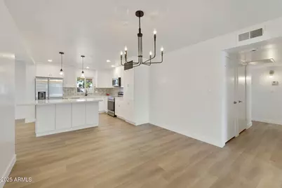 4712 S Clark Drive, Tempe, AZ 85282 - Photo 5