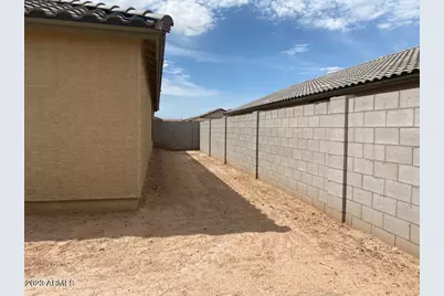 815 S Silvercreek Court, Casa Grande, AZ 85122 - Photo 15