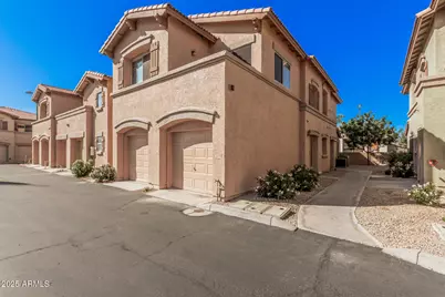 805 S Sycamore Street #203, Mesa, AZ 85202 - Photo 1