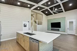 245 W Sagebrush St, Gilbert, AZ 85233 - Photo 11