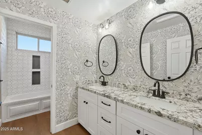 245 W Sagebrush Street, Gilbert, AZ 85233 - Photo 35