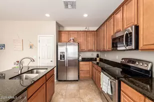 941 E Drexel Dr, Gilbert, AZ 85297 - Photo 5