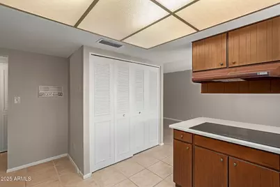 2030 W Highland Avenue, Phoenix, AZ 85015 - Photo 13