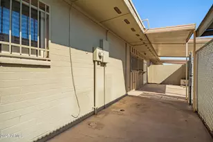 2030 W Highland Ave, Phoenix, AZ 85015 - Photo 25