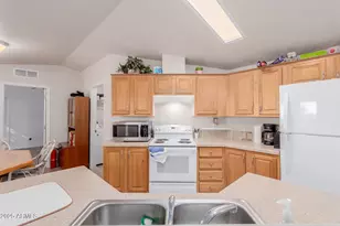 17012 N 66th Ave, Glendale, AZ 85308 - Photo 11