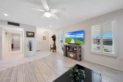 10754 W Brookside Drive, Sun City, AZ 85351 - Photo 11