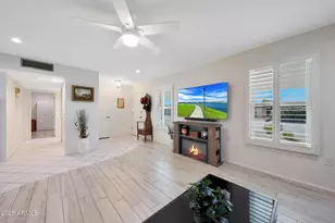 10754 W Brookside Dr, Sun City, AZ 85351 - Photo 11