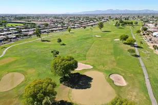 10754 W Brookside Dr, Sun City, AZ 85351 - Photo 3