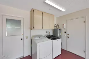 10754 W Brookside Dr, Sun City, AZ 85351 - Photo 29