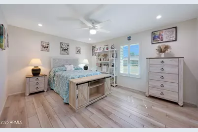 10754 W Brookside Drive, Sun City, AZ 85351 - Photo 23