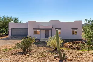 19375 E Wyatt Way, Black Canyon City, AZ 85324 - Photo 1