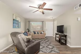 10941 W Santa Fe Dr, Sun City, AZ 85351 - Photo 7