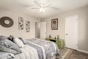 10941 W Santa Fe Dr, Sun City, AZ 85351 - Photo 21