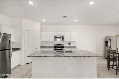 10014 S 56th Lane, Laveen, AZ 85339 - Photo 13