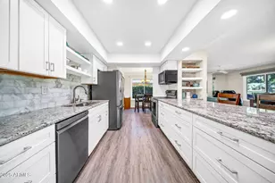 13014 W Desert Glen Dr, Sun City West, AZ 85375 - Photo 21