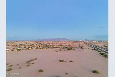 3255 W Cameron Drive #18, Eloy, AZ 85131 - Photo 11