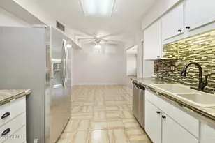 13072 N 100th Ave, Sun City, AZ 85351 - Photo 17