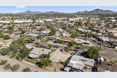 1208 N Oakleaf Drive #70, Phoenix, AZ 85008 - Photo 7