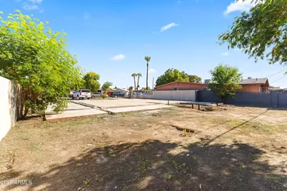 1208 N Oakleaf Drive #70, Phoenix, AZ 85008 - Photo 11