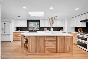 10624 N 38th St, Phoenix, AZ 85028 - Photo 13