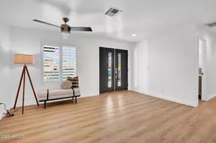 10624 N 38th St, Phoenix, AZ 85028 - Photo 5