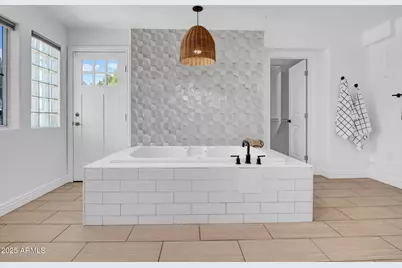 10624 N 38th Street, Phoenix, AZ 85028 - Photo 29