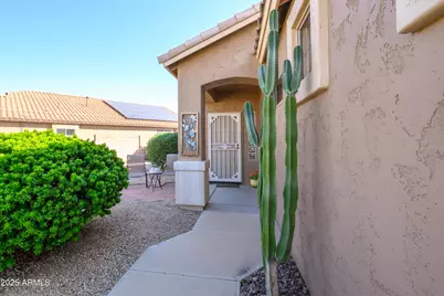 17219 N Linkletter Lane, Surprise, AZ 85374 - Photo 5