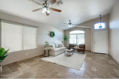 8122 S Jenna Lane, Laveen, AZ 85339 - Photo 3