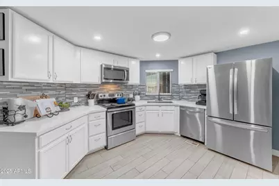 11689 S 220th Lane, Buckeye, AZ 85326 - Photo 15