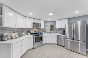 11689 S 220th Ln, Buckeye, AZ 85326 - Photo 15