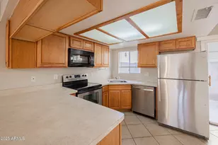 1055 W 5th St, Tempe, AZ 85281 - Photo 9
