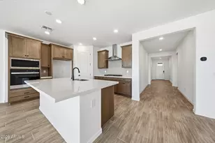 689 W Riparian Dr, San Tan Valley, AZ 85140 - Photo 7