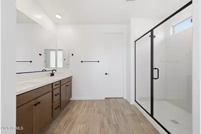 689 W Riparian Drive, San Tan Valley, AZ 85140 - Photo 11