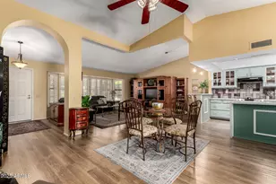 20006 N Broken Arrow Dr, Sun City West, AZ 85375 - Photo 9