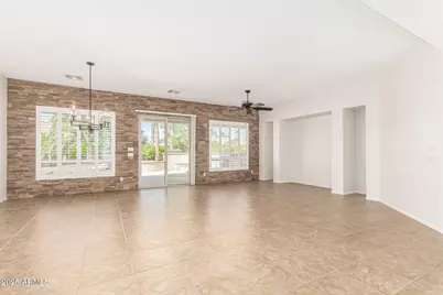 27792 N 129th Lane, Peoria, AZ 85383 - Photo 7