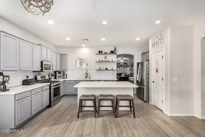 12659 W Blackstone Lane, Peoria, AZ 85383 - Photo 3