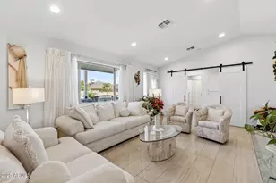 12907 W Crystal Lake Dr, Sun City West, AZ 85375 - Photo 11