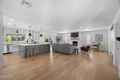 7836 E Davenport Drive, Scottsdale, AZ 85260 - Photo 5