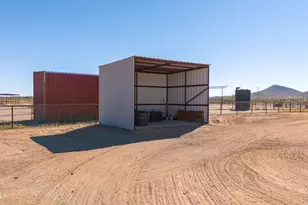 46423 W Trotter Rd, Wickenburg, AZ 85390 - Photo 5