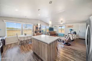 46423 W Trotter Rd, Wickenburg, AZ 85390 - Photo 11